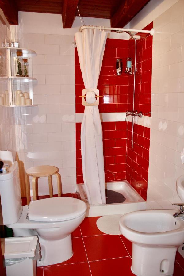 Atico Duplex En Centro Historico Toledo Apartment Екстериор снимка