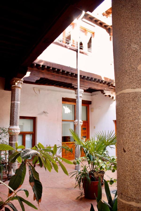 Atico Duplex En Centro Historico Toledo Apartment Екстериор снимка